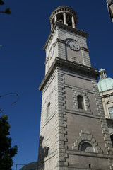 Il campanile della città