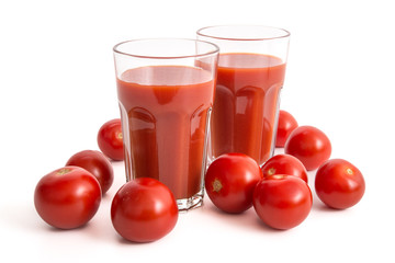 Tomatensaft und Tomaten