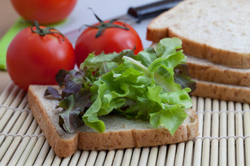 Bread and vegetable