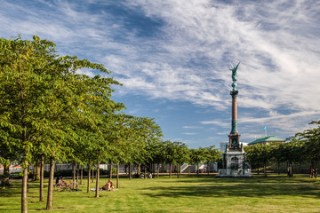 Obraz premium Victoria Säule und Park in Kopenhagen