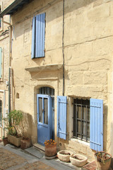 Fototapeta na wymiar Street in Arles
