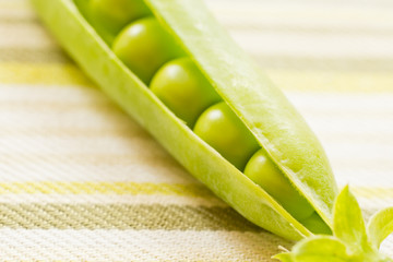 Fresh Organic Peas