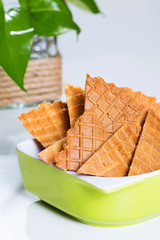 a dish of waffle