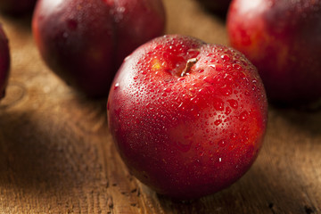 Fresh Organic Black Plums