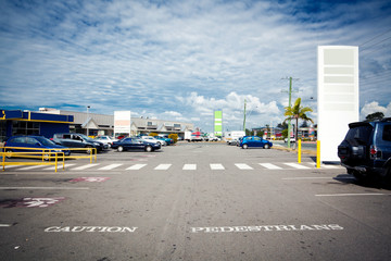 Outdoor parking © 孤飞的鹤