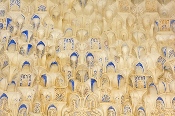 Canopy with stonework. Hall of the two Sisters. - obrazy, fototapety, plakaty