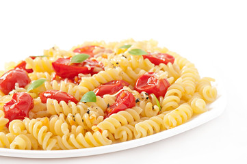 pasta with tomato, basil and grated cheese
