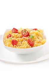 pasta with tomato, basil and grated cheese