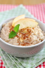 Milchreis mit Apfel und Zimt