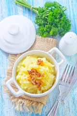 mashed potato with fried onion