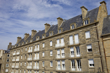 st malo houses