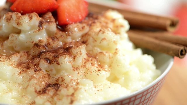 Rotating Rice Pudding