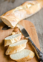 Fototapeta na wymiar Sliced french bread baguette
