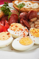 Hard boiled eggs