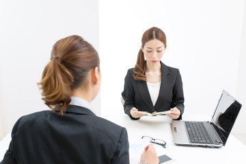 Fototapeta premium Beautiful asian businesswomen in the office