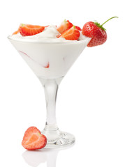 yogurt with strawberry
