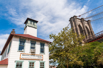 Brooklyn Ice Cream Factory in front of Brooklyn Bridge