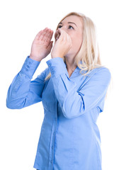 Frau ruft / Hilferuf Angestellte isoliert in blauer Bluse, blond