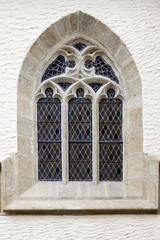 Fototapeta na wymiar Podzielone okno gotyckie