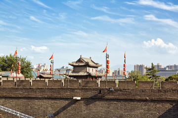 Xian - ancient city wall © lapas77