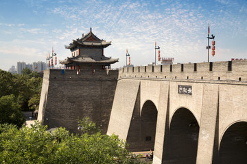 Xian - ancient city wall © lapas77