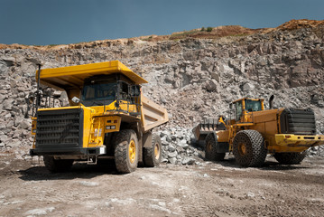 heavy building bulldozer quarry,ca