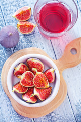 figs and juice