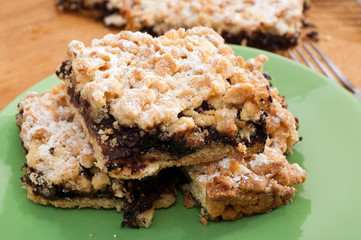 apple - plum pie