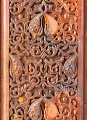 Wood carving of flower motif pattern