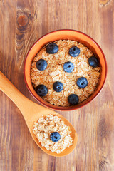 Oat flakes with blueberry