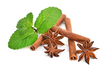 Sticks of cinnamon with mint and anise