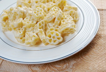 ruote pasta with cream sauce