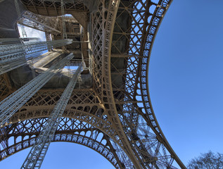 Fototapeta na wymiar Paris. The Eiffel Tower in winter. La Tour Eiffel