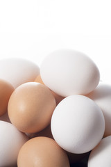 積み上げた複数の卵