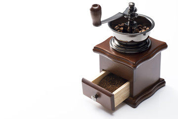 白背景にコーヒーミル