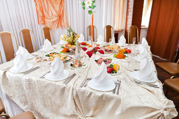 Wedding table setting