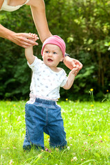 Child learns to walk
