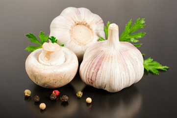 mushrooms with garlic and spice and parsley