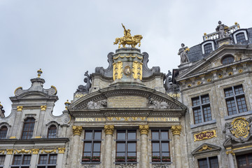 Fototapeta na wymiar Guildhalls on Grand Place in Brussels, Belgium.