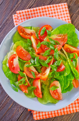 salad with tomato