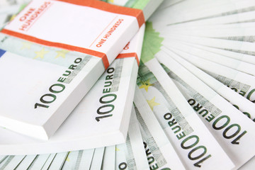 Stack of 100&euro; bills