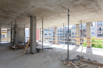 Structure