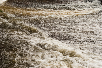 Tides of the reservoir