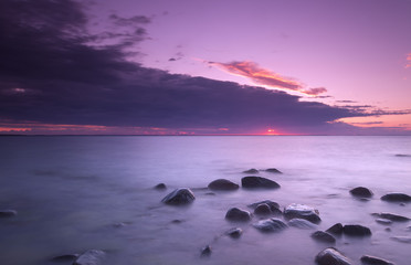 Naklejka premium Purple evening, baltic sea