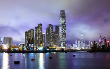Fototapeta na wymiar Kowloon district in Hong Kong at night