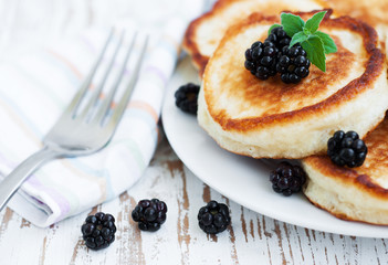 Pancakes with blackberries