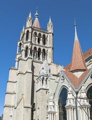 Fototapeta na wymiar Lozanna, zabytkowe Stare Miasto, katedra, Szwajcaria