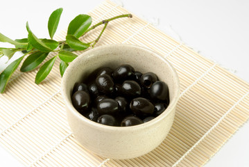 Black olives in a bowl