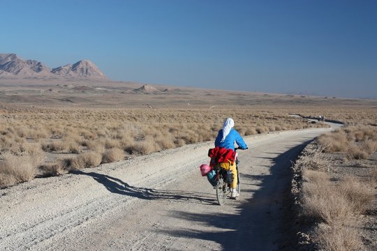 voyage à vélo dans le désert
