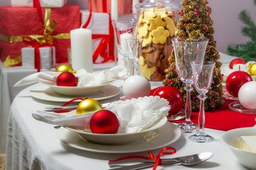 Christmas dinner was ready to serve on
